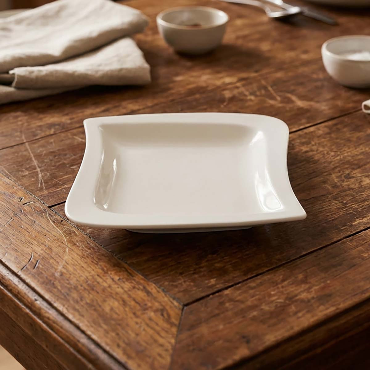 Pjate per gjelle 22x22x4cm K.H431-38